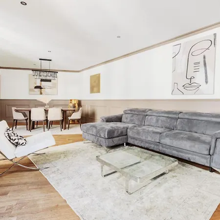 Elegant 3p 83 M Estrasburgo